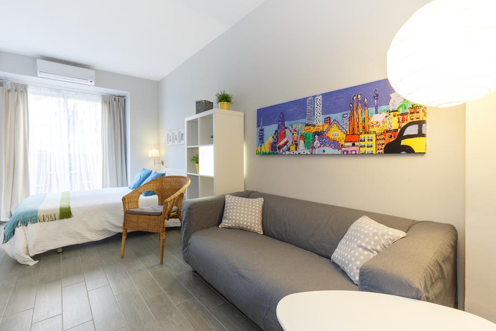 Poble Sec Apartment บาร์เซโลนา ภายนอก รูปภาพ
